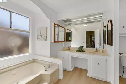 4271 N First Street #87, San Jose, CA 95134 - Photo 13