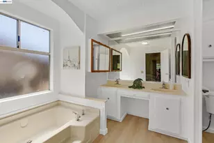 4271 N First St, San Jose, CA 95134 - Photo 13