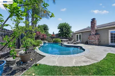 118 Diamond Dr, Livermore, CA 94550 - Photo 35