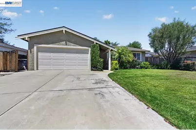 118 Diamond Dr, Livermore, CA 94550 - Photo 3