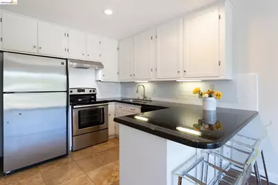 5025 Woodminster Ln #304, Oakland, CA 94602 - Photo 13