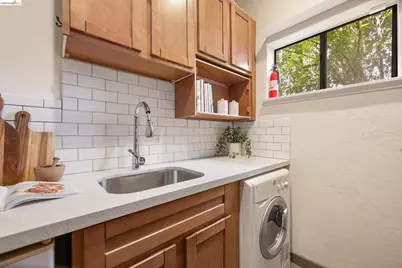 6600 Heather Ridge Way, Oakland, CA 94611 - Photo 55