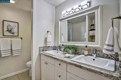 1607 Lynwood Dr, Concord, CA 94521 - Photo 25