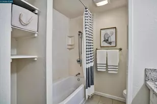 1607 Lynwood Dr, Concord, CA 94521 - Photo 19