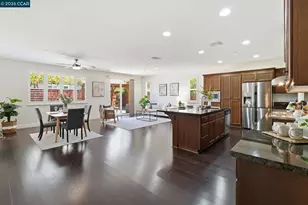 306 Crimson Cir, Vacaville, CA 95687 - Photo 3