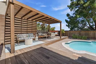 2137 Pheasant Dr, Hercules, CA 94547 - Photo 69