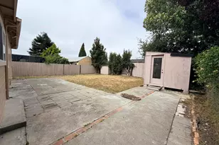 787 34th St, Richmond, CA 94805 - Photo 27