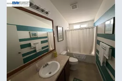 29231 Whalebone Way, Hayward, CA 94544 - Photo 25