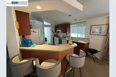 29231 Whalebone Way, Hayward, CA 94544 - Photo 3