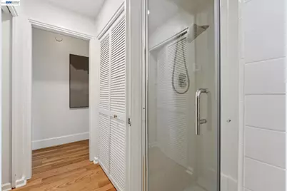 200 Lakeside Dr #202, Oakland, CA 94612 - Photo 35