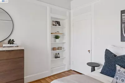200 Lakeside Dr #202, Oakland, CA 94612 - Photo 27