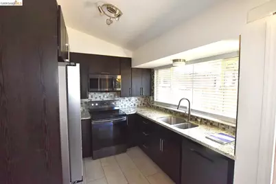 5551 Guadalupe Ct, Concord, CA 94521 - Photo 5
