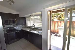 5551 Guadalupe Ct, Concord, CA 94521 - Photo 3
