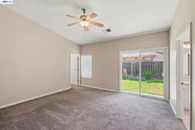 1532 Sophie Ln, Escalon, CA 95320 - Photo 17