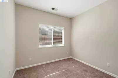 1532 Sophie Ln, Escalon, CA 95320 - Photo 27