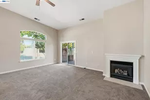 1532 Sophie Ln, Escalon, CA 95320 - Photo 7
