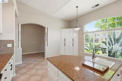 1532 Sophie Ln, Escalon, CA 95320 - Photo 13