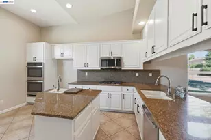 1532 Sophie Ln, Escalon, CA 95320 - Photo 15