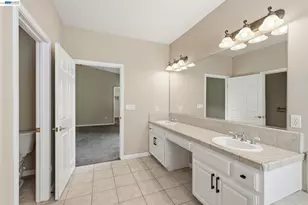 1532 Sophie Ln, Escalon, CA 95320 - Photo 29