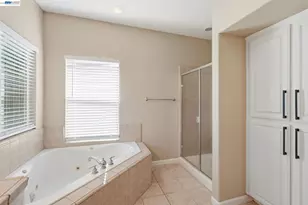 1532 Sophie Ln, Escalon, CA 95320 - Photo 33