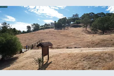715 Castle Rock Rd, Walnut Creek, CA 94598 - Photo 69
