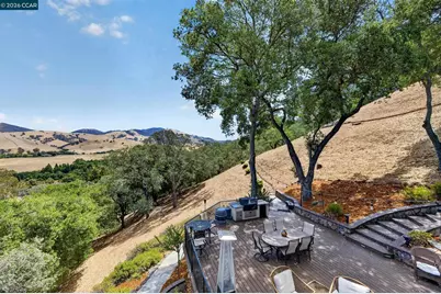 715 Castle Rock Rd, Walnut Creek, CA 94598 - Photo 49