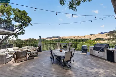 715 Castle Rock Rd, Walnut Creek, CA 94598 - Photo 57