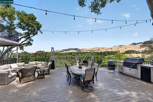 715 Castle Rock Rd, Walnut Creek, CA 94598 - Photo 57