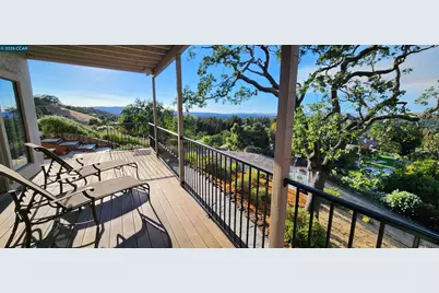 715 Castle Rock Rd, Walnut Creek, CA 94598 - Photo 23