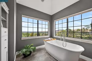 715 Castle Rock Rd, Walnut Creek, CA 94598 - Photo 37