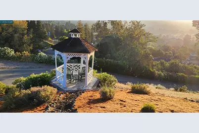 715 Castle Rock Rd, Walnut Creek, CA 94598 - Photo 55