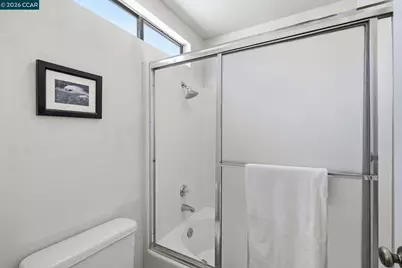 1032 Burnham Dr, Pittsburg, CA 94565 - Photo 25