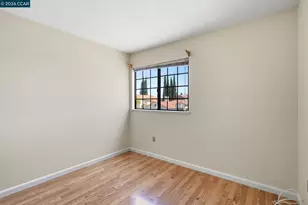 1032 Burnham Dr, Pittsburg, CA 94565 - Photo 27