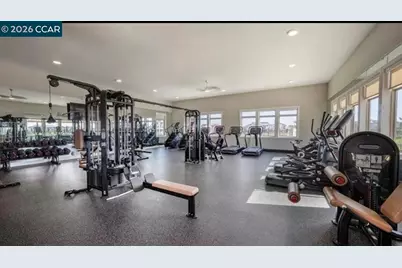 10855 Balboa Point Way, Stockton, CA 95219 - Photo 13