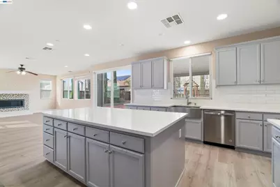 967 Dainty Ave, Brentwood, CA 94513 - Photo 49