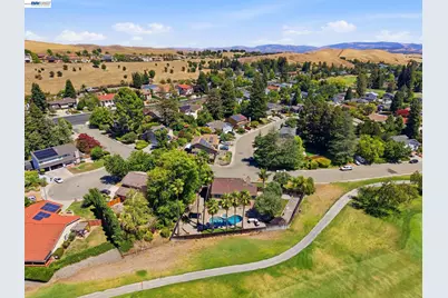 3309 Burning Tree Dr, San Ramon, CA 94583 - Photo 57