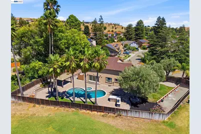 3309 Burning Tree Dr, San Ramon, CA 94583 - Photo 53