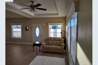 131 Cabana Dr, Napa, CA 94558 - Photo 9
