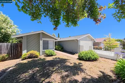 1200 Skyline Dr, Vallejo, CA 94591 - Photo 1