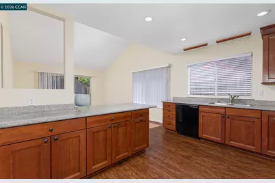 1200 Skyline Dr, Vallejo, CA 94591 - Photo 5