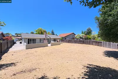 1200 Skyline Dr, Vallejo, CA 94591 - Photo 25