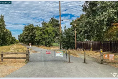 101 Camino Amigo Ct, Danville, CA 94526 - Photo 41