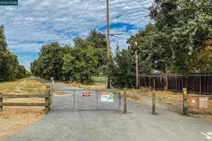 101 Camino Amigo Ct, Danville, CA 94526 - Photo 41