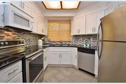 2934 Flint St, Union City, CA 94587 - Photo 5