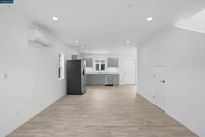 1232 York St, Richmond, CA 94801 - Photo 11