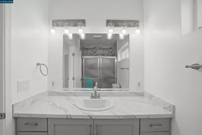 1232 York St, Richmond, CA 94801 - Photo 9