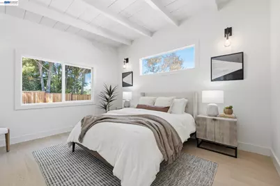 1588 Molitor Rd, Belmont, CA 94002 - Photo 29