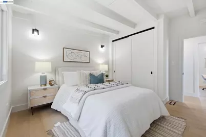 1588 Molitor Rd, Belmont, CA 94002 - Photo 23