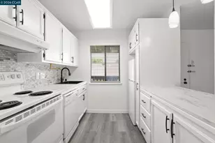 1437 Marchbanks Dr, Walnut Creek, CA 94598 - Photo 1