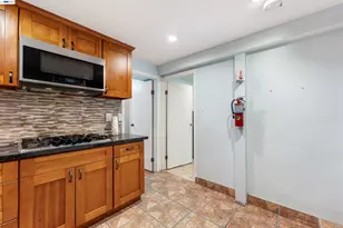 25 Regent St, San Francisco, CA 94112 - Photo 33